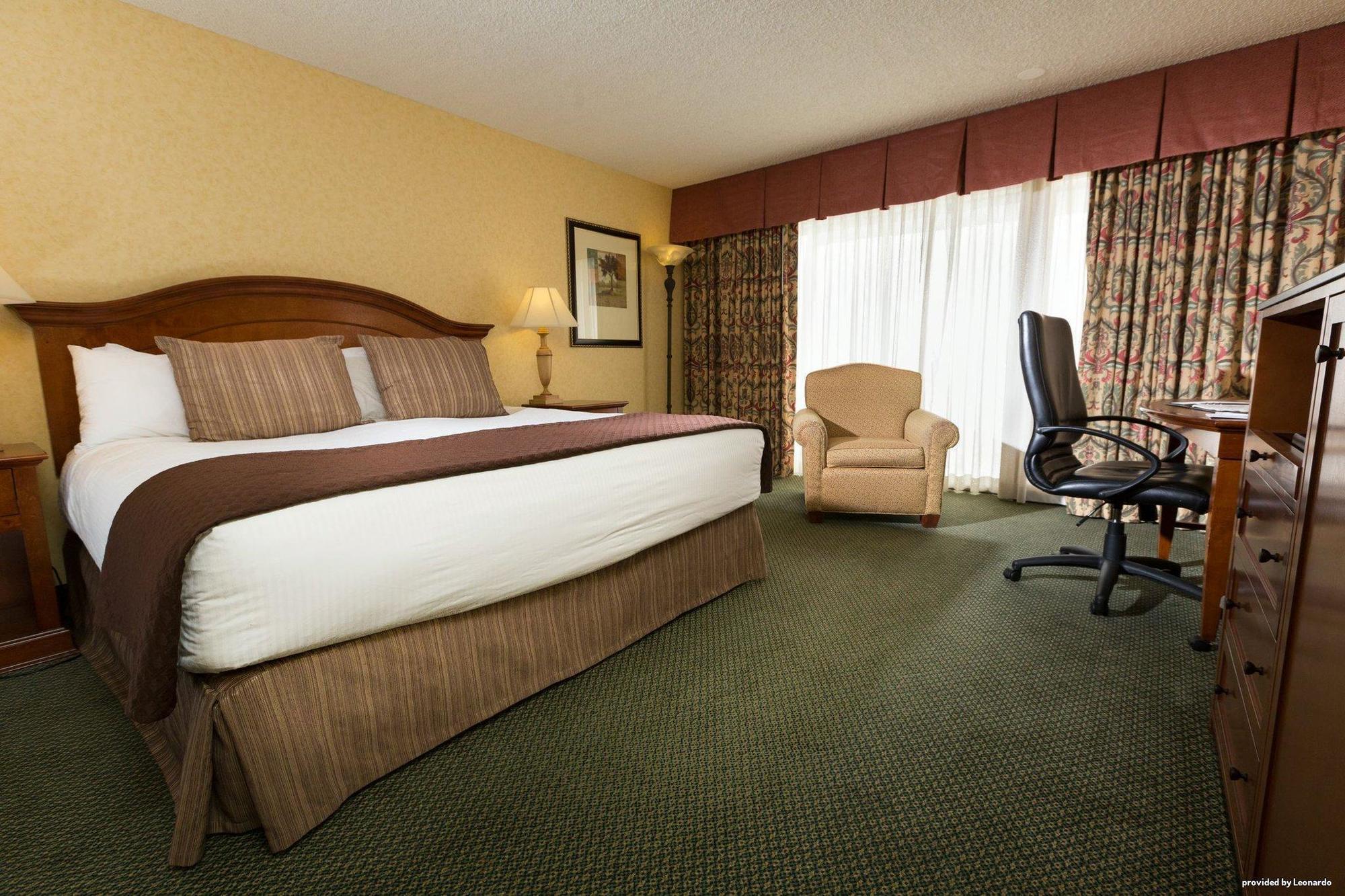 Red Lion Hotel Kennewick Columbia Center Экстерьер фото