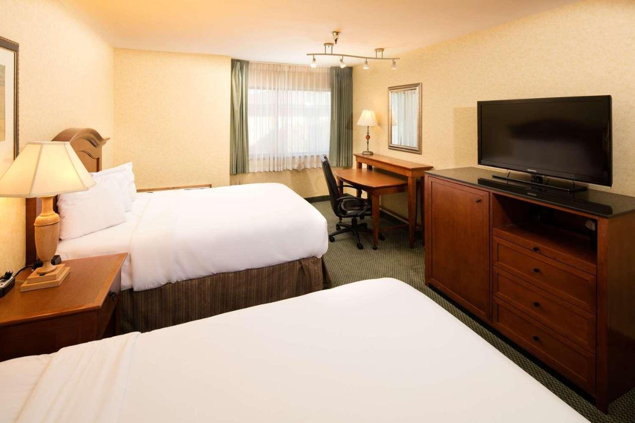 Red Lion Hotel Kennewick Columbia Center Экстерьер фото