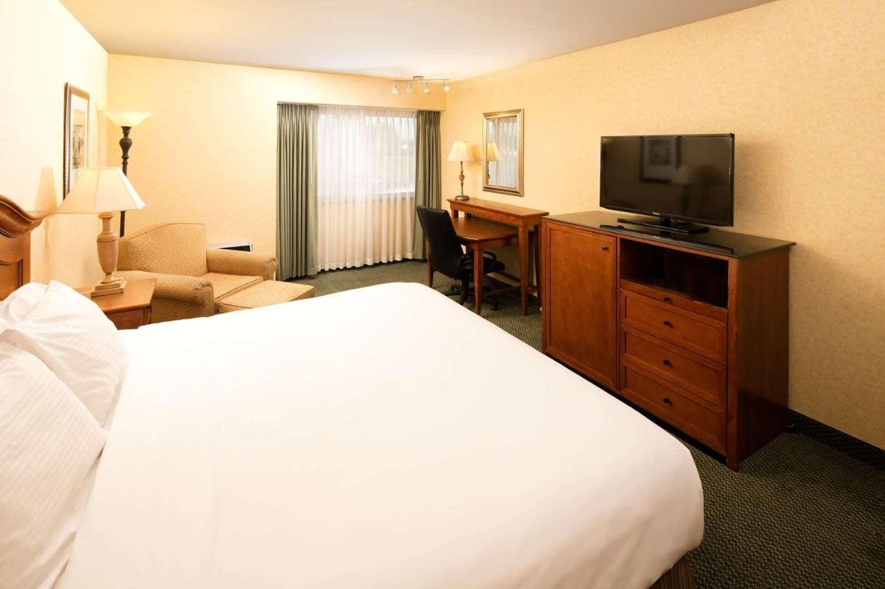 Red Lion Hotel Kennewick Columbia Center Экстерьер фото